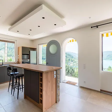 In Saint-julien Near Verdon Park Vakantiehuis Saint-Julien-du-Verdon