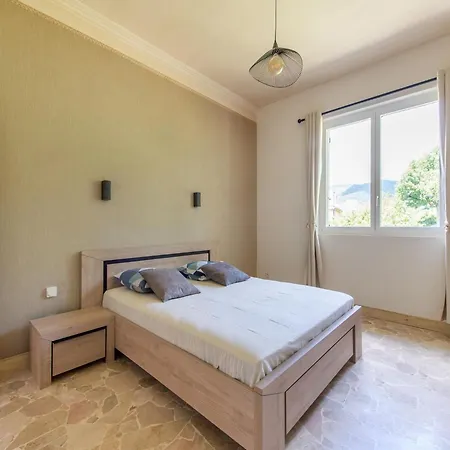 In Saint-julien Near Verdon Park * Saint-Julien-du-Verdon