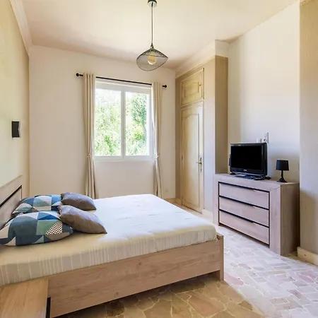 Vakantiehuis In Saint-julien Near Verdon Park