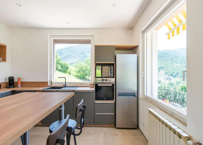 In Saint-julien Near Verdon Park * Saint-Julien-du-Verdon